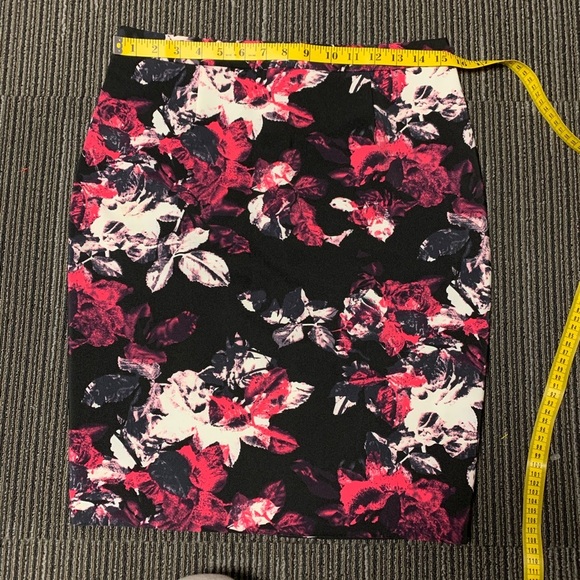 Cleo skirt - Picture 2 of 4